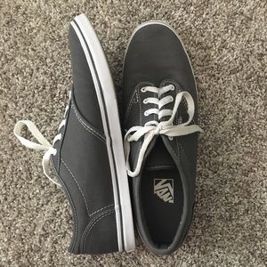 Woman’s Vans Sneakers size 10